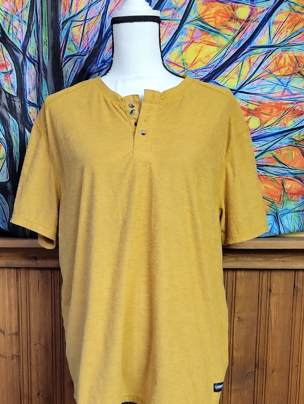 Canada Weathergear Casual Mustard Short-Sleeve Henley Shirt Men Xl